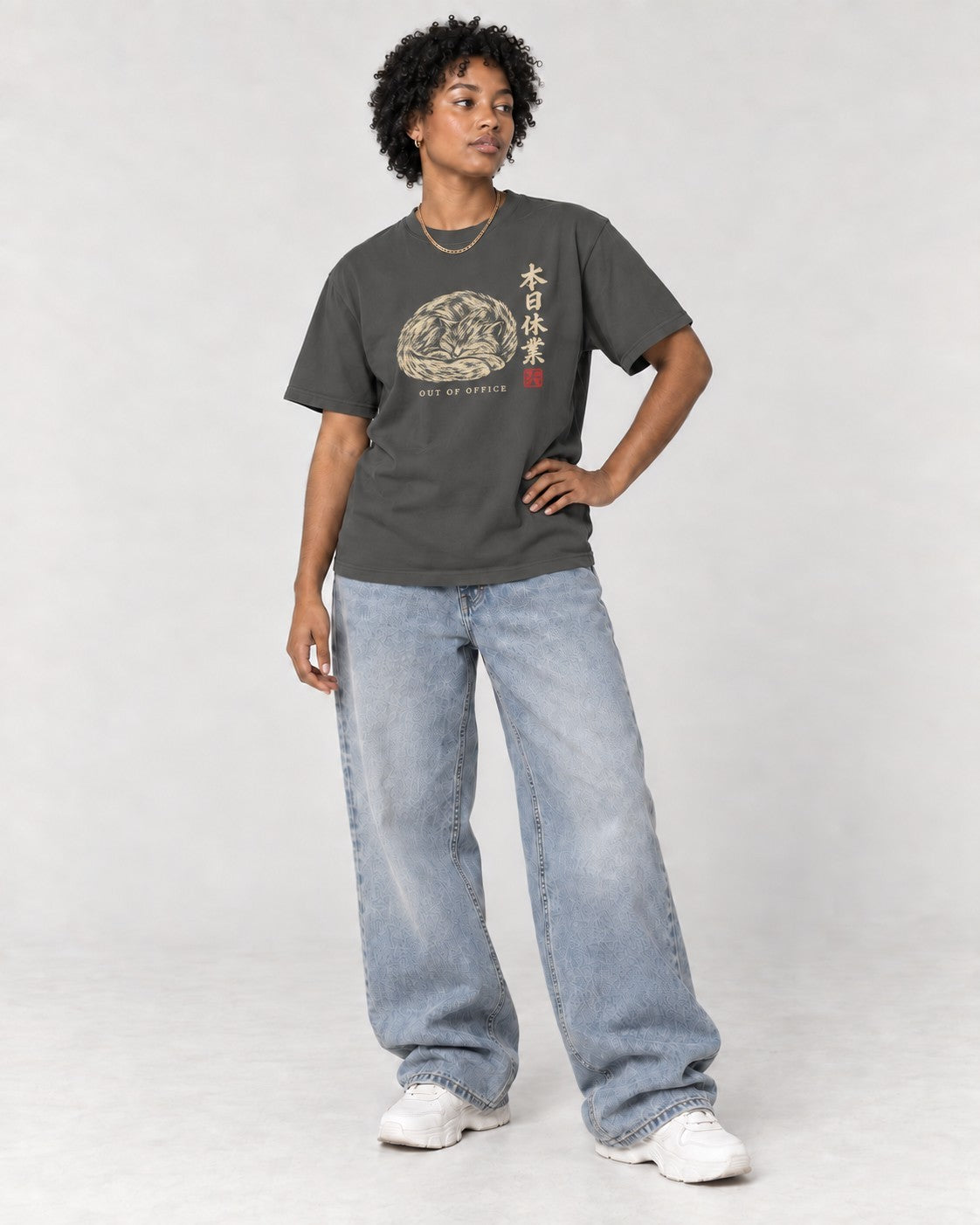 Out of Office Cat T-Shirt in Pepper, full body