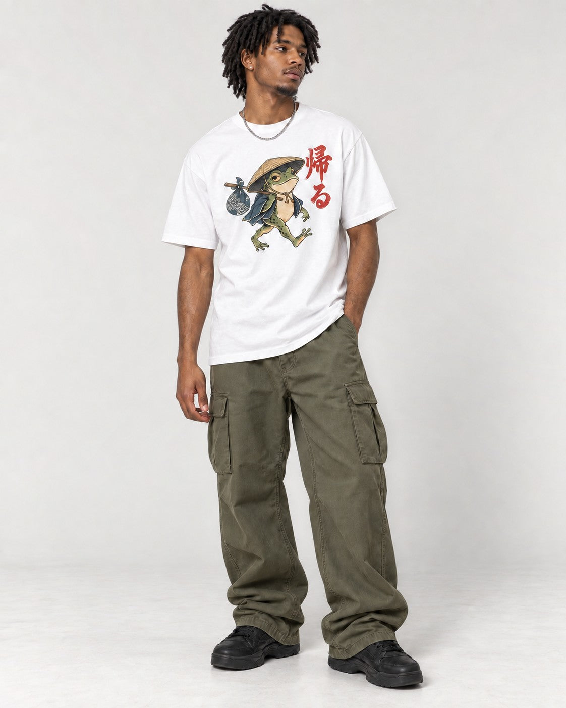 Kaeru Japanese frog tee in White, full body